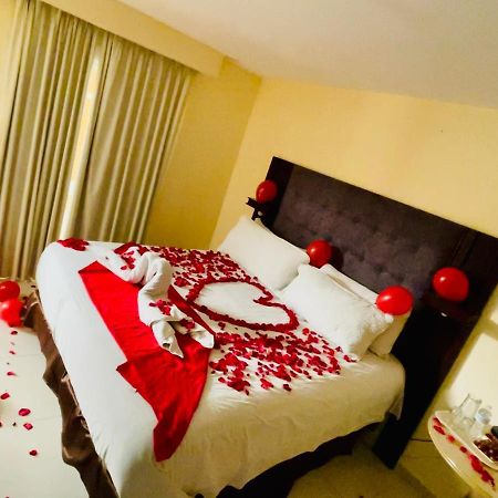 Hotel Martell San Pedro Sula Buitenkant foto