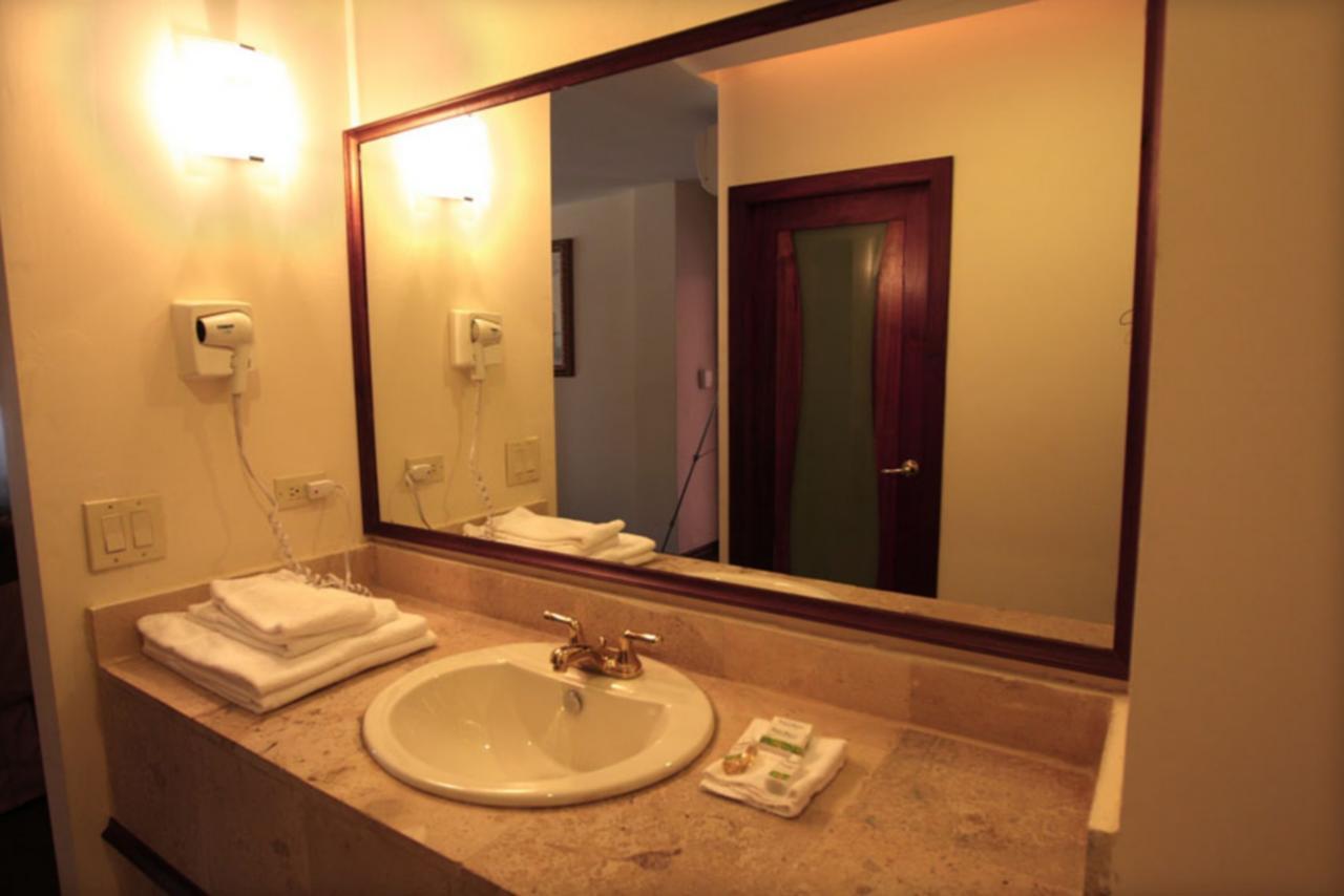 Hotel Martell San Pedro Sula Buitenkant foto
