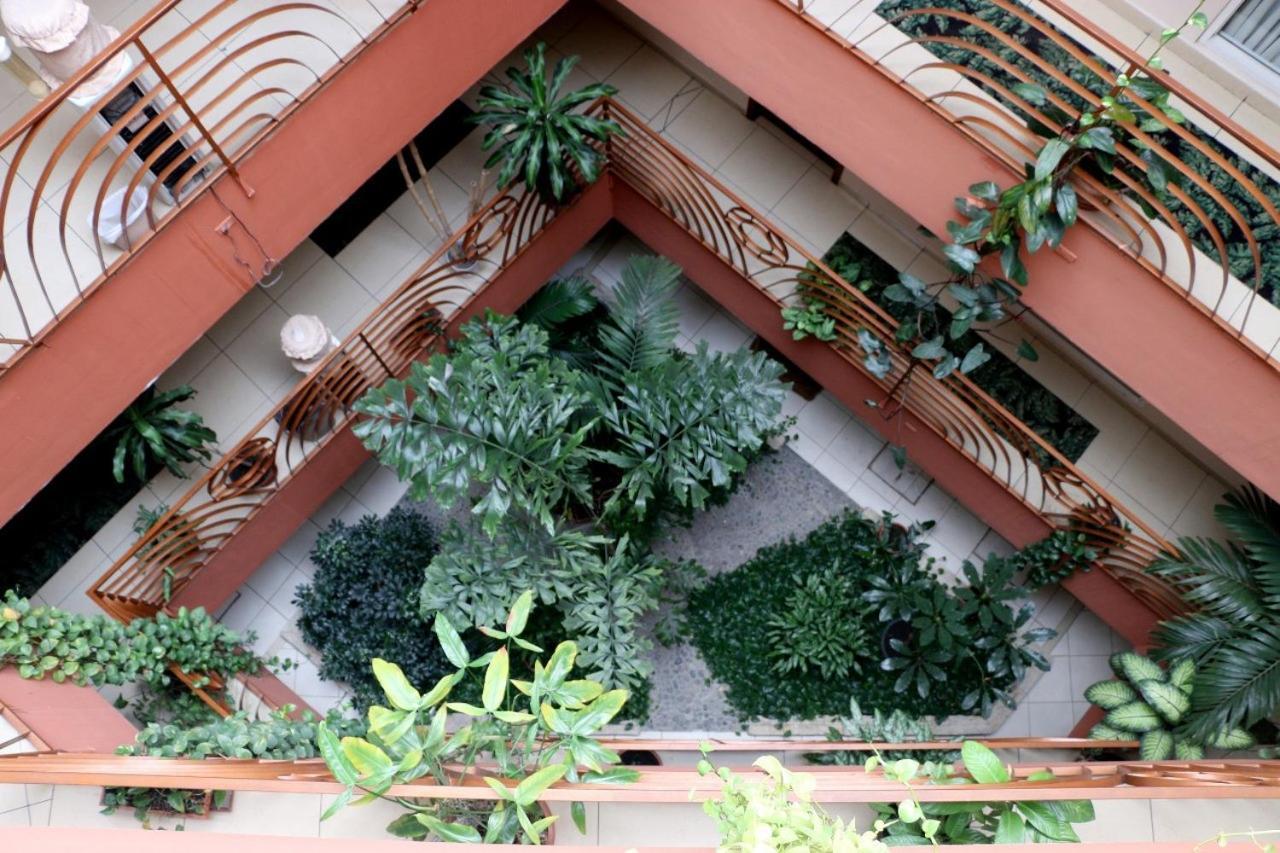 Hotel Martell San Pedro Sula Buitenkant foto