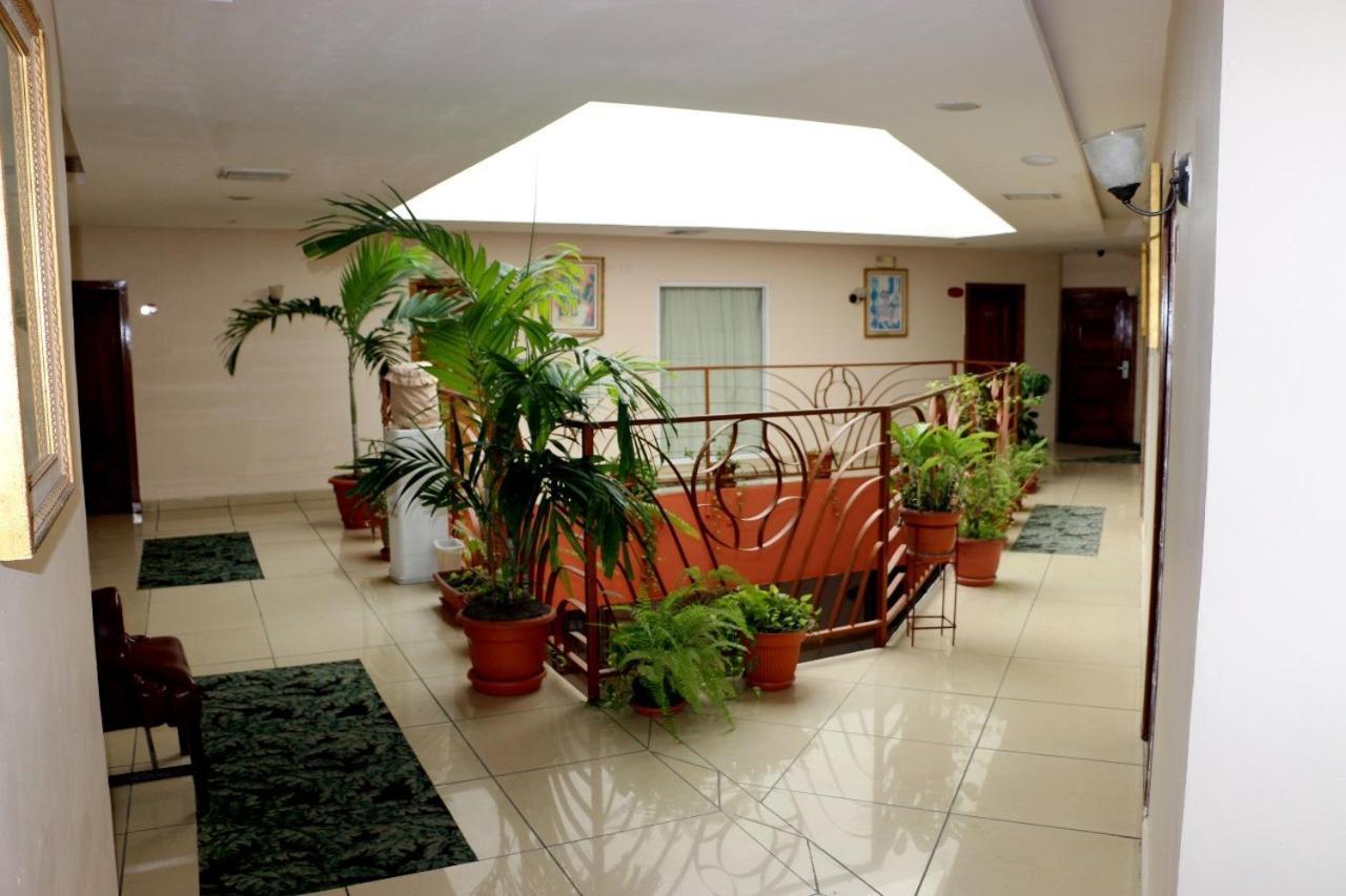 Hotel Martell San Pedro Sula Buitenkant foto